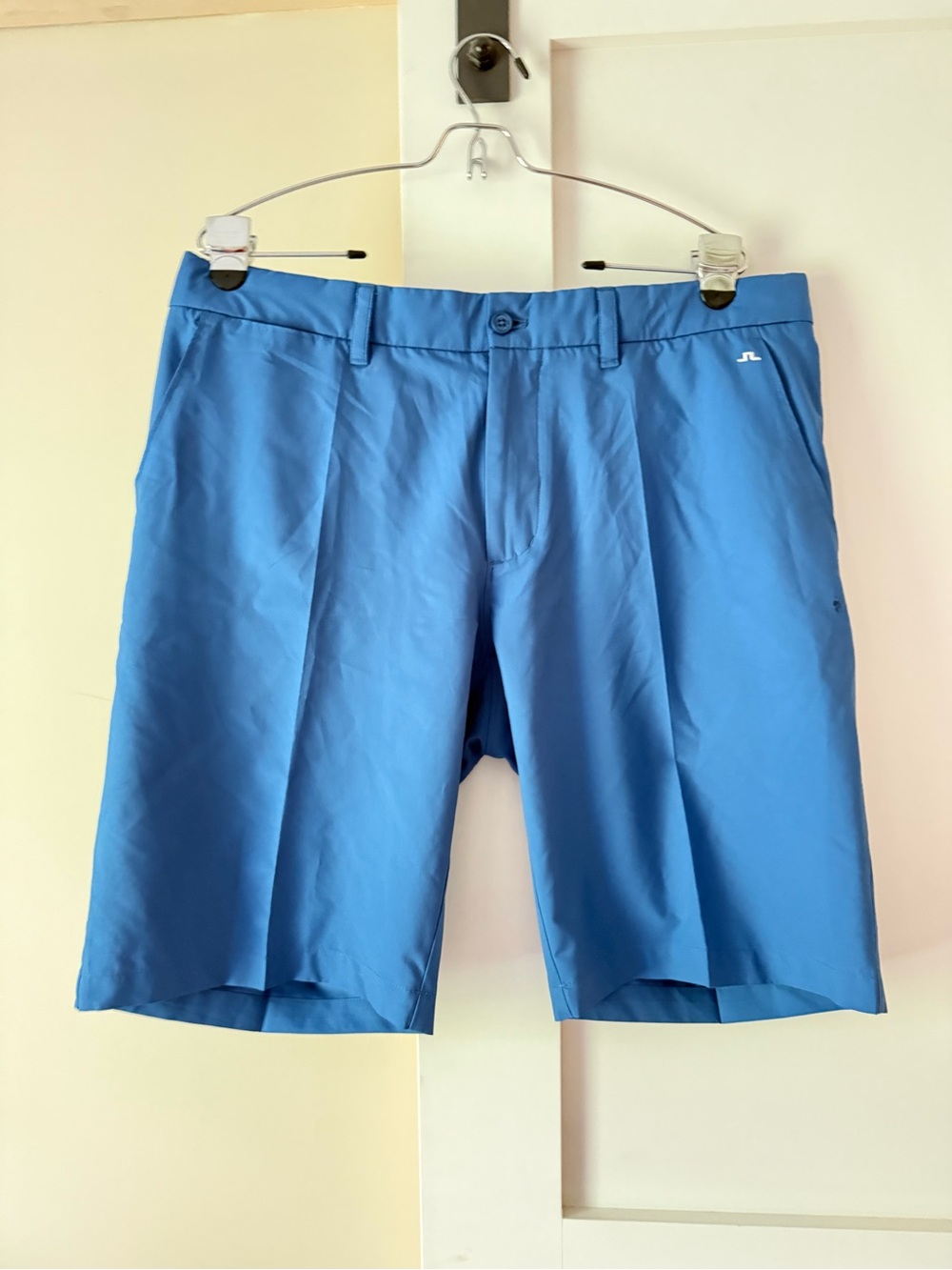 J.Lindeberg Men's Sky Blue Athletic Shorts